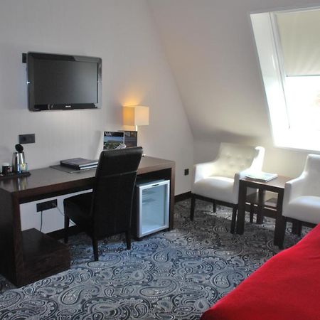 Van Der Valk Hotel Den Haag - Voorschoten Esterno foto