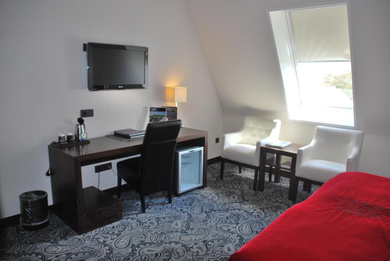 Van Der Valk Hotel Den Haag - Voorschoten Esterno foto